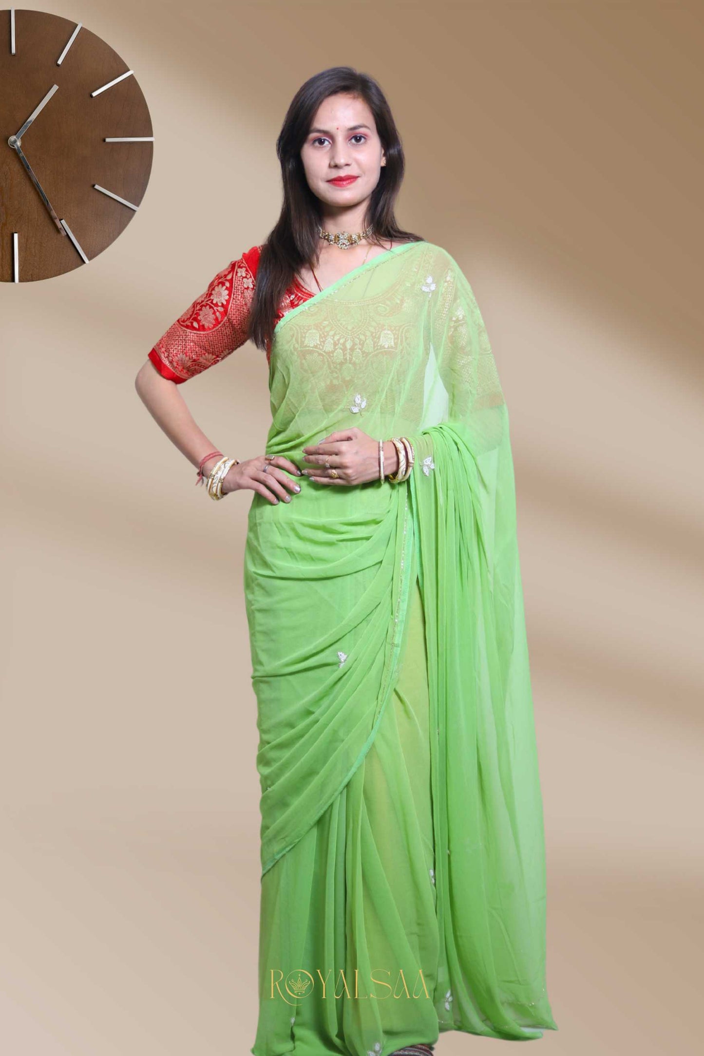 Butti Saree – Graceful Handcrafted Butti Work