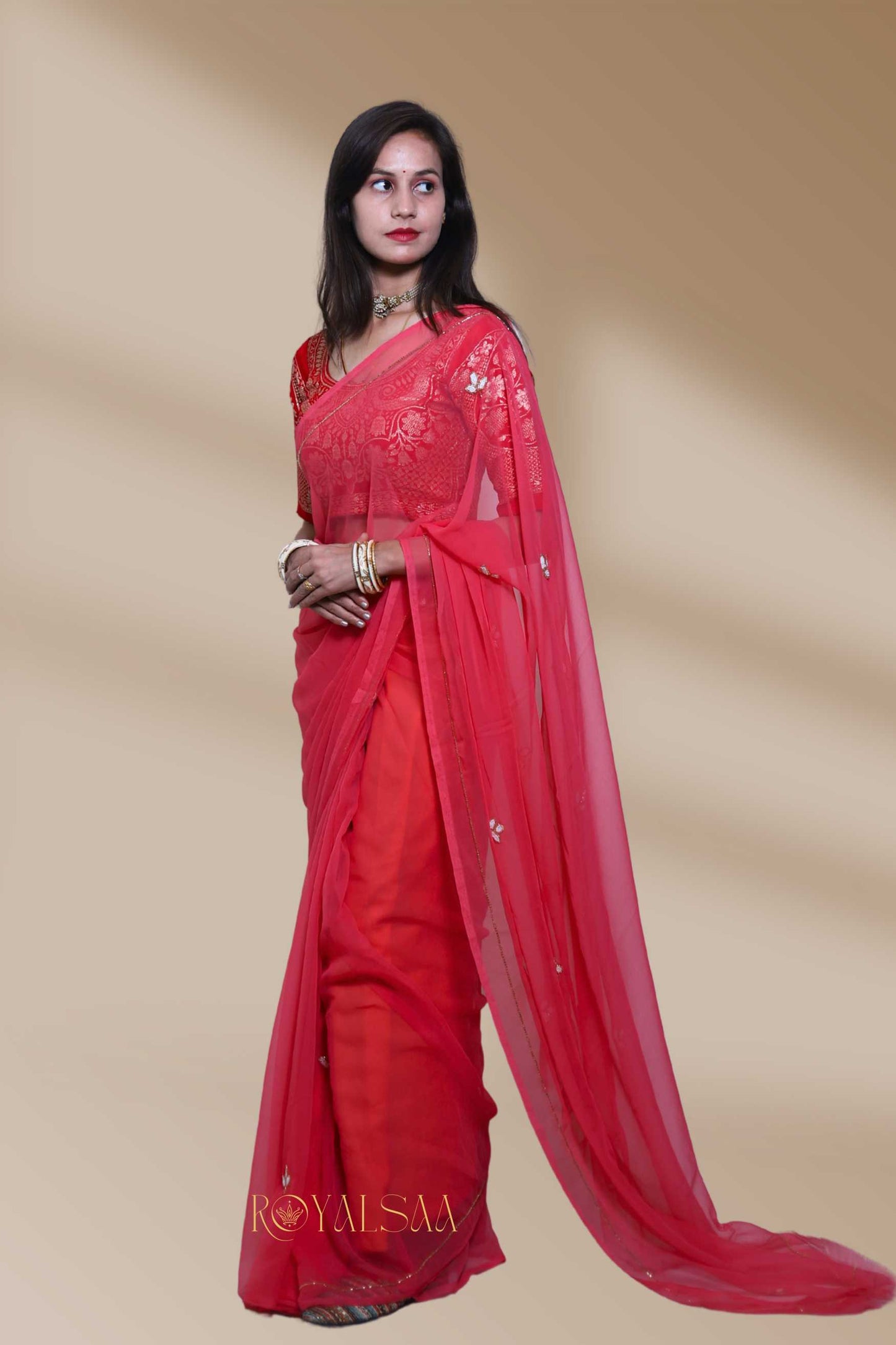 Butti Saree – Handcrafted Grace in Pink