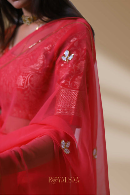 Butti Saree – Handcrafted Grace in Pink