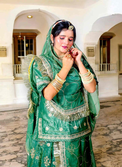 Mehroor Zayra Rajputi Poshak Set